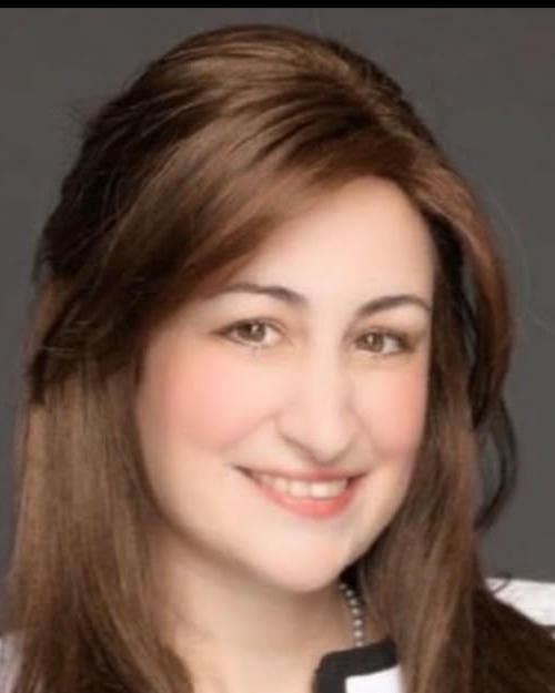 Gizem Salcigil White